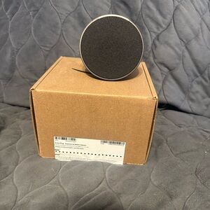 Amazon Alexa Echo pop